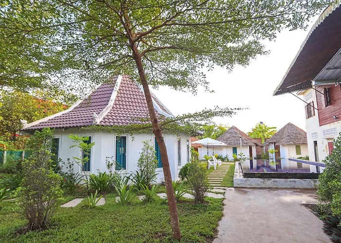 Vireak Private Pool Villa *